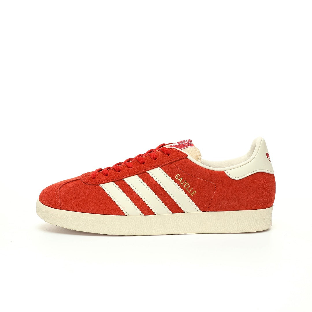 Adidas Originals Gazelle ¨C Red / Off-White Suede Low-Top Sneakers