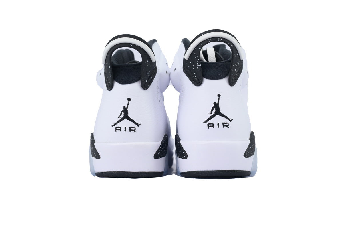Nike Air Jordan 6 ¨C Retro High-Top Basketball Sneakers