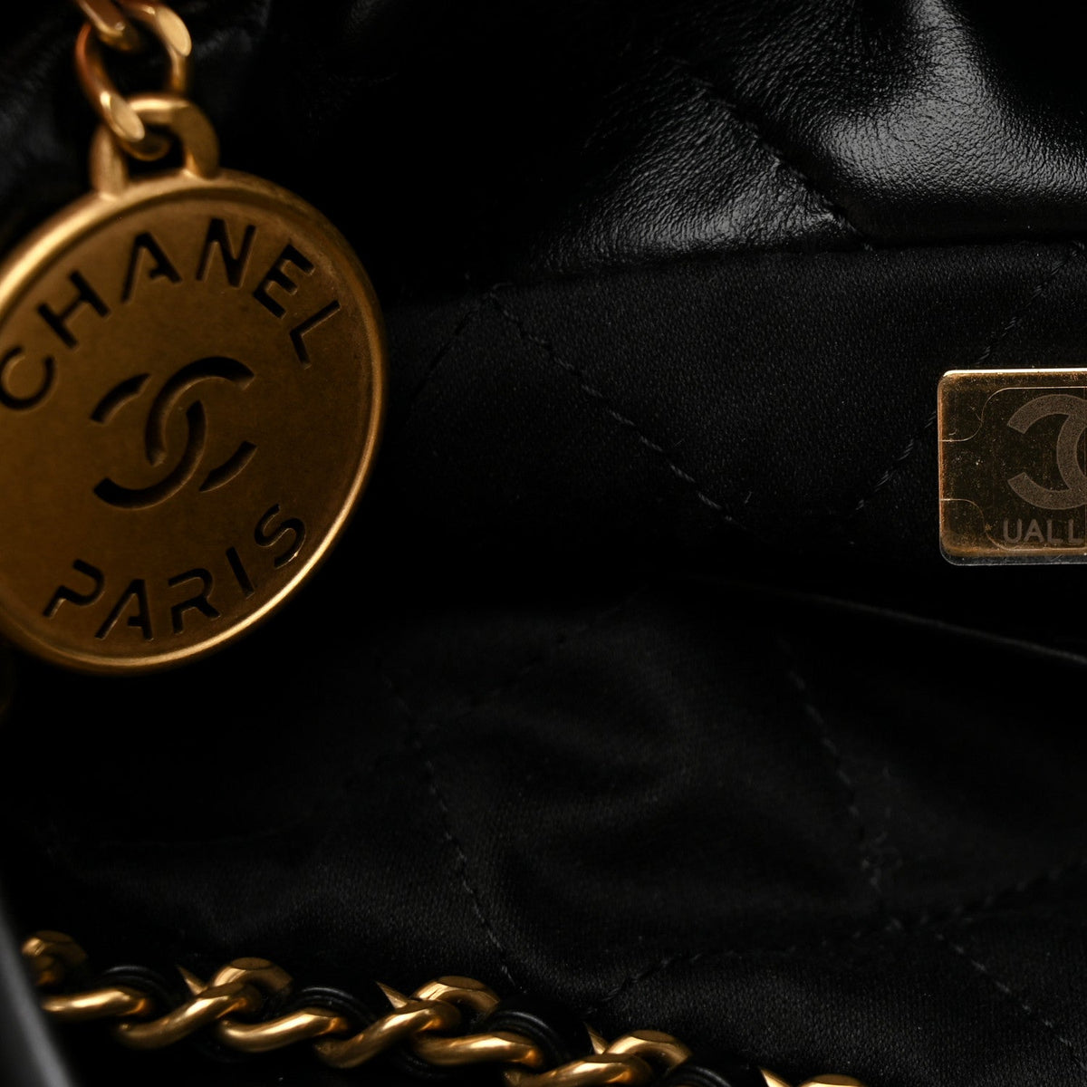 Shiny Calfskin Quilted Mini Chanel 22 Black