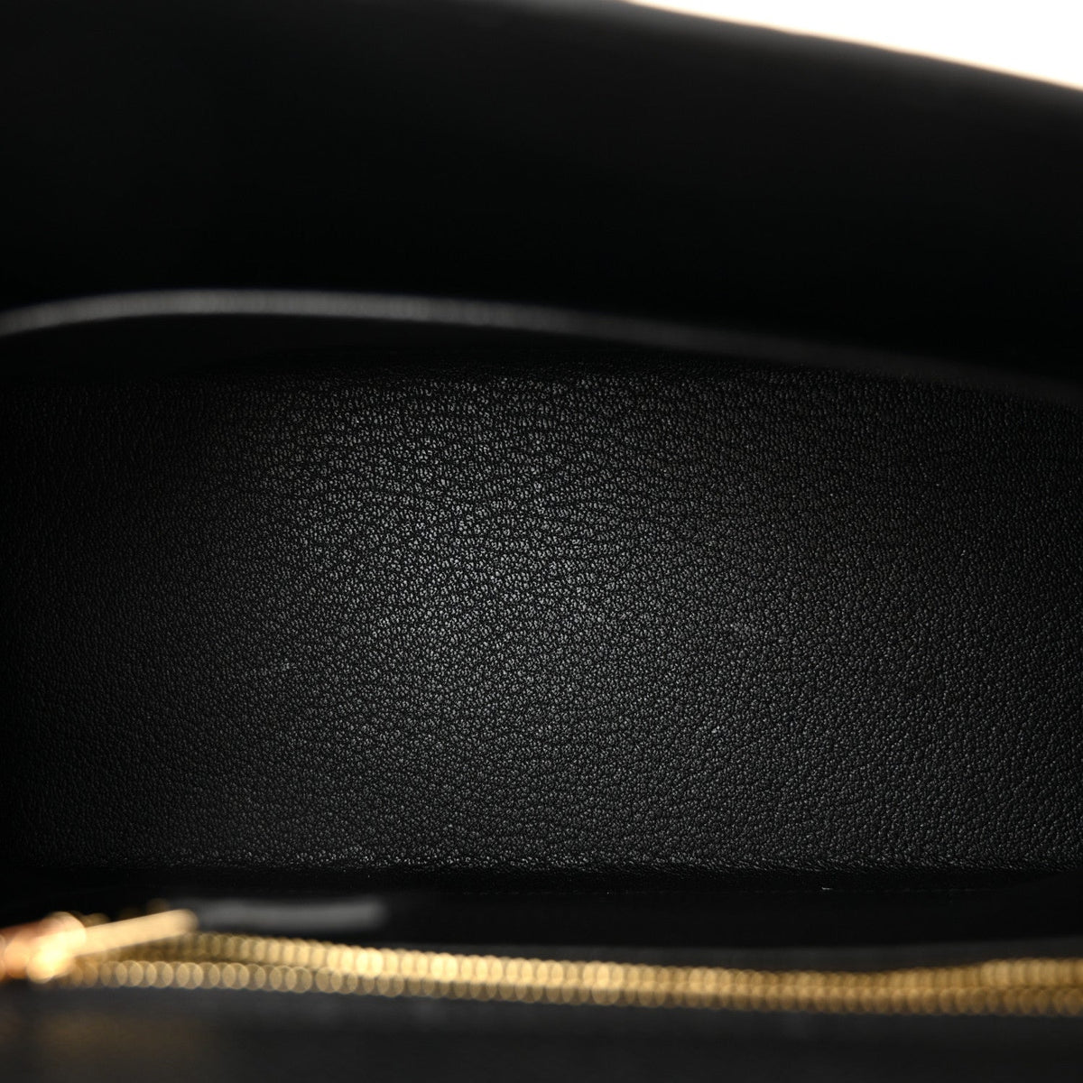 Epsom Kelly Sellier 25 Black